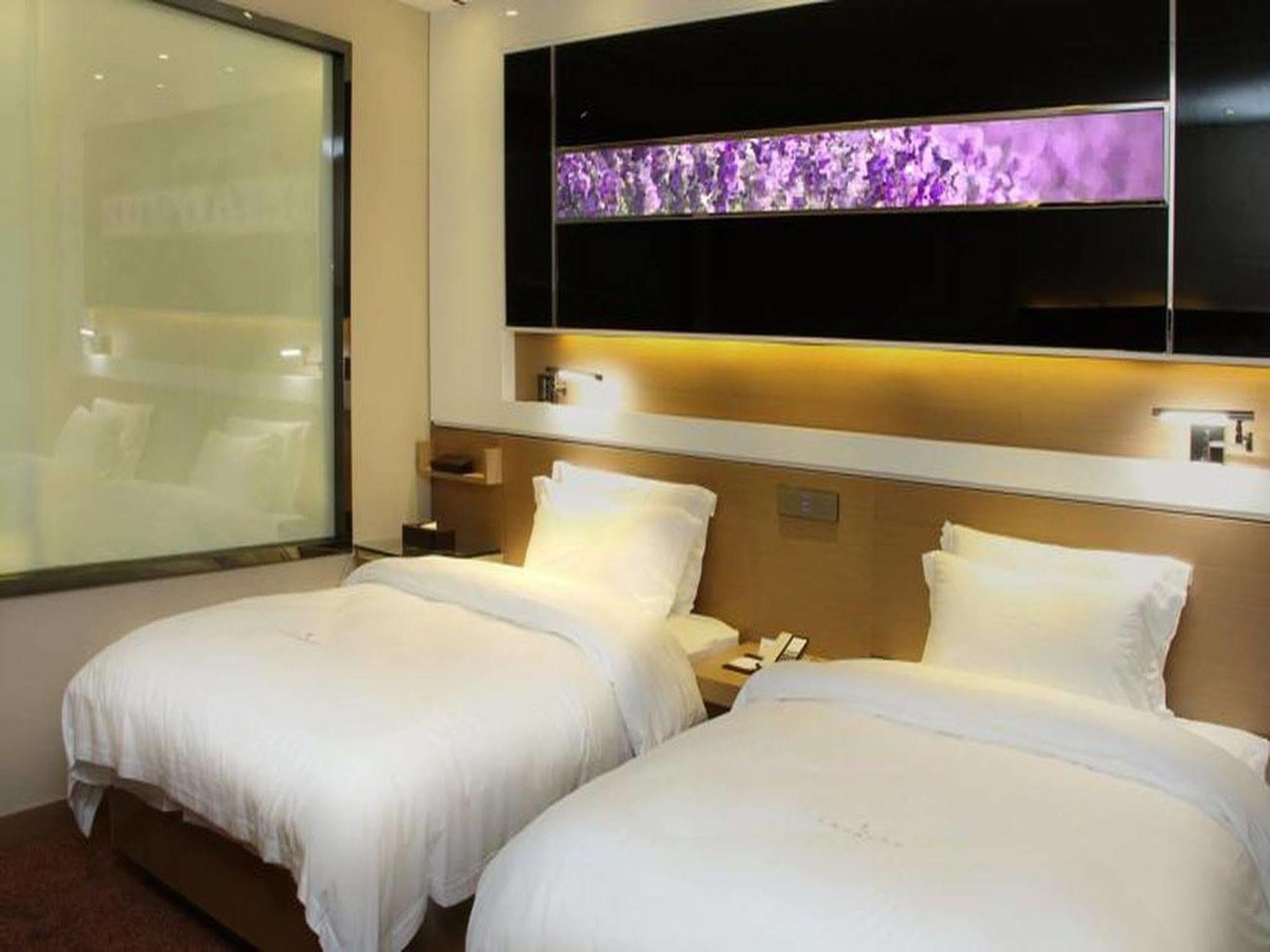 Lavande Hotel Zhuhai Gongbei Port Of Entry Kültér fotó